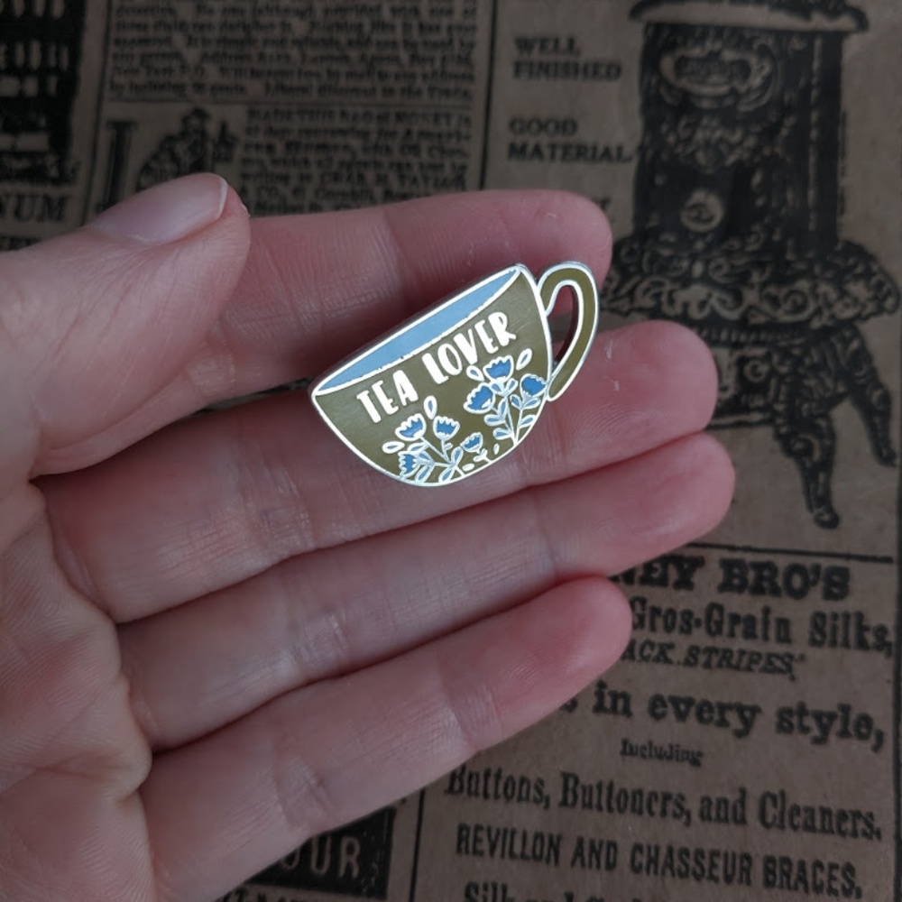 Tea Lover Flowers Tea Cup enamel lapel pin brooch - Picture 8 of 8